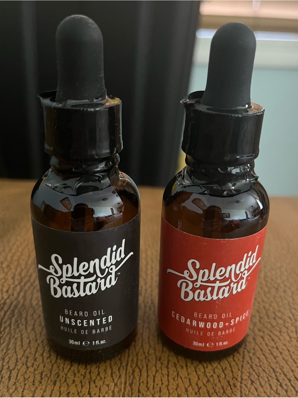 Beard Oil - Unscented (Black) & Cedarwood + Spice (Red)